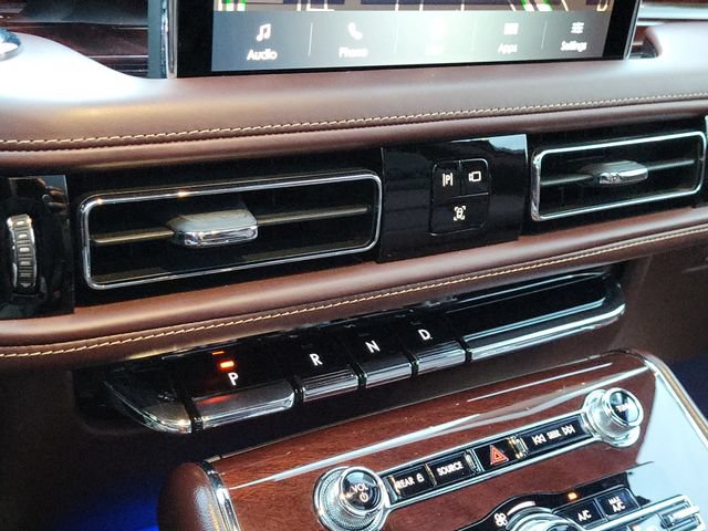Certified 2024 Lincoln Aviator Black Label AWD/4WD image 31
