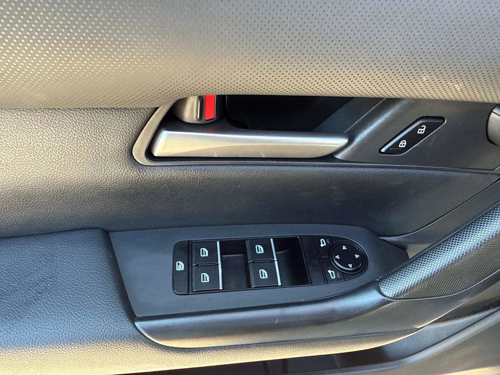 Used 2024 MAZDA CX-50 AWD 2.5 S w/ Preferred Package image 21