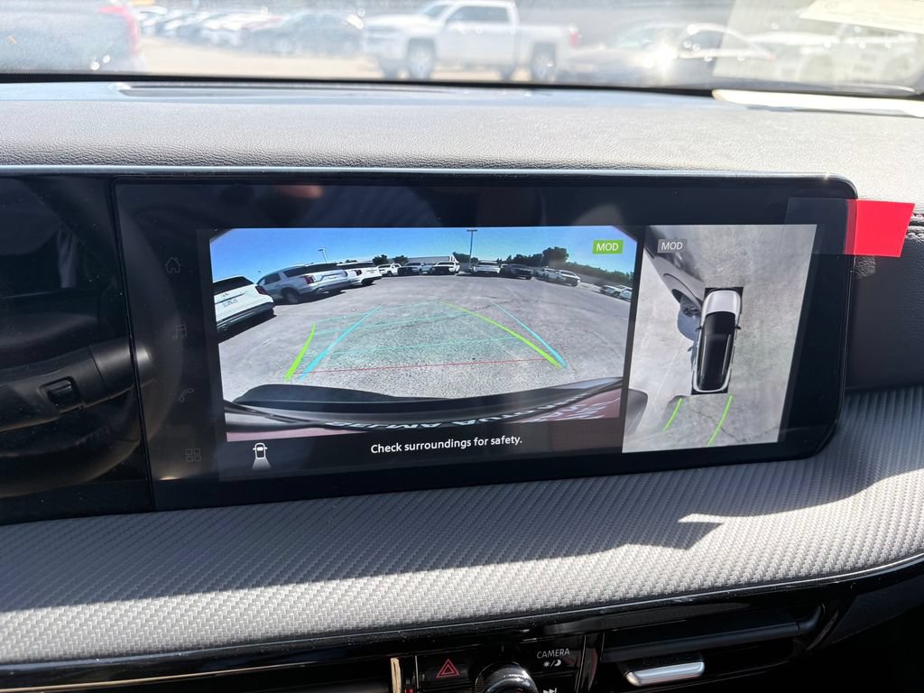 New 2026 Nissan Kicks SR AWD/4WD image 9