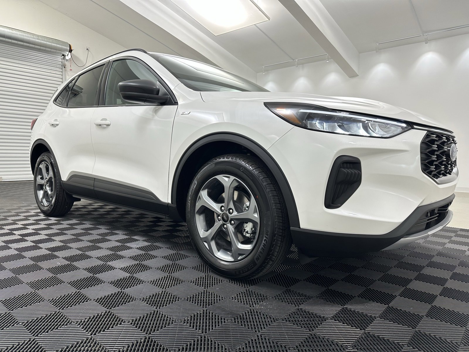 New 2025 Ford Escape ST-Line w/ Equipment Group 301A