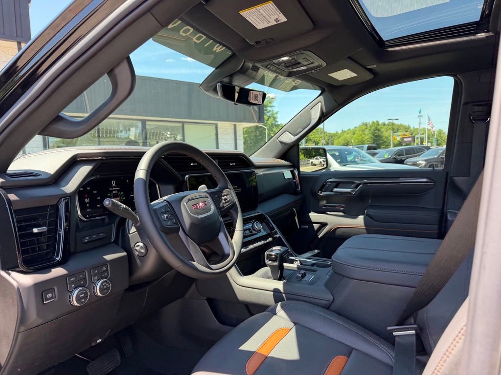 New 2026 GMC Sierra 1500 AT4 w/ AT4 Premium Package AWD/4WD image 17
