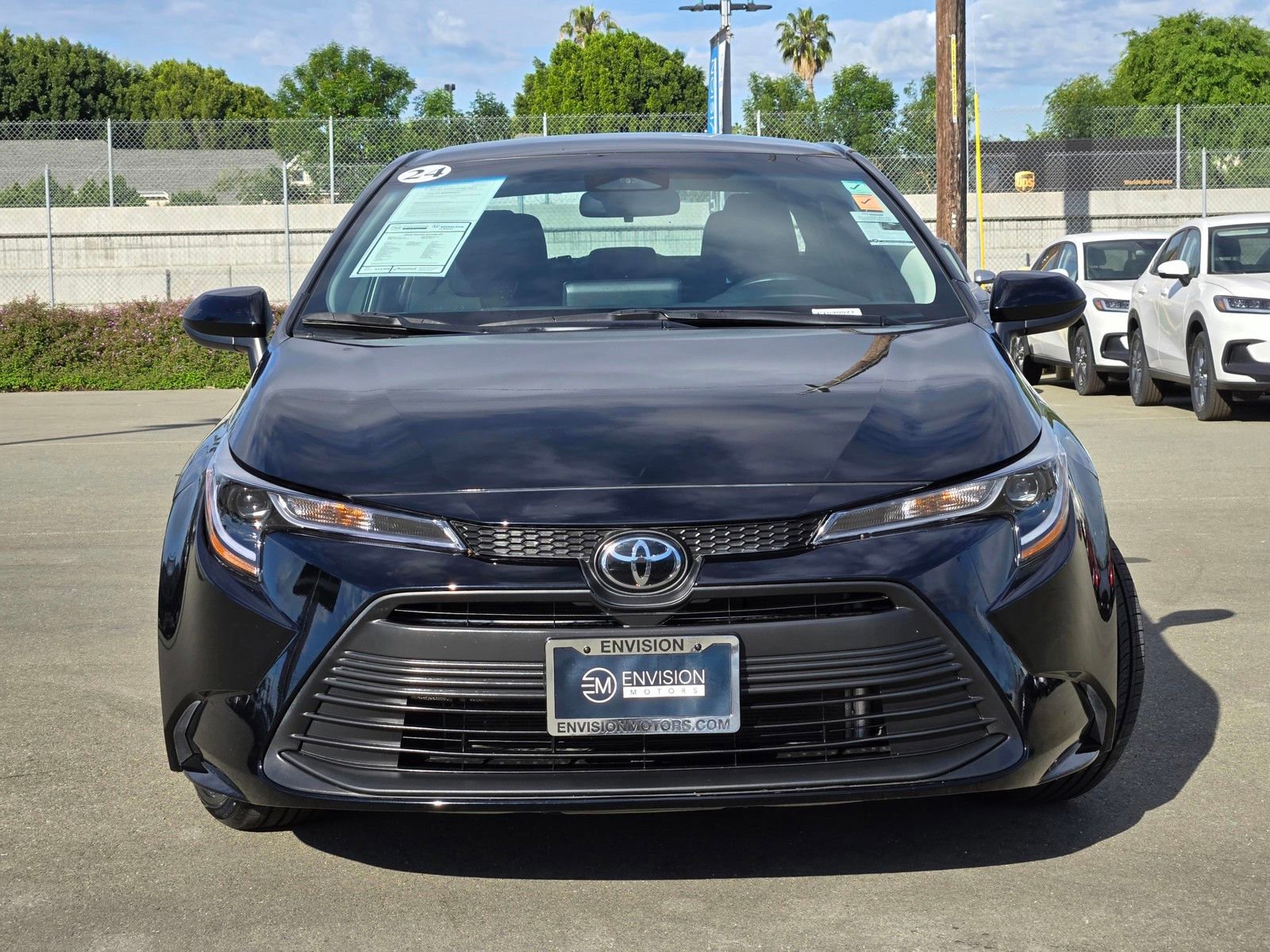 Used 2024 Toyota Corolla LE FWD image 2