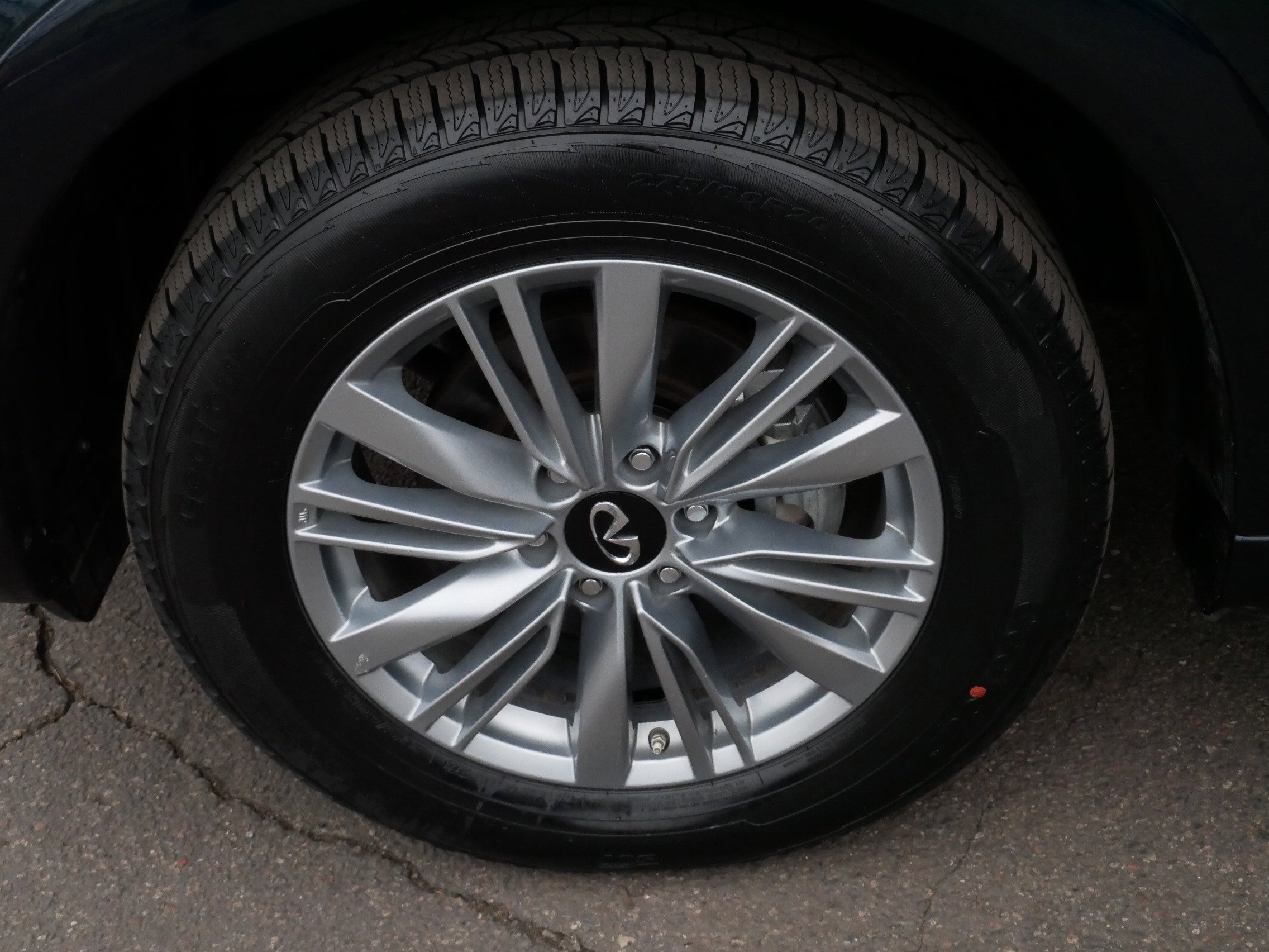 Used 2024 INFINITI QX80 Luxe image 15