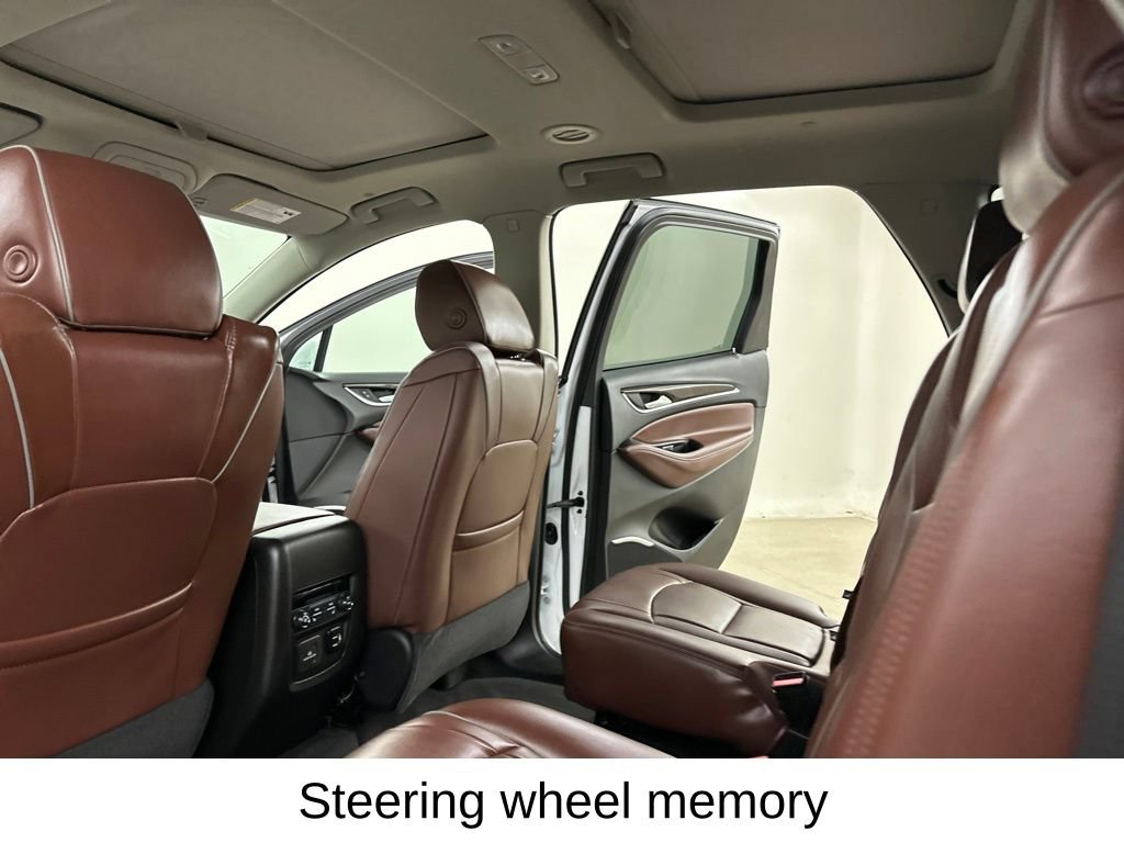 Used 2018 Buick Enclave Avenir w/ Avenir Technology Package AWD/4WD image 35