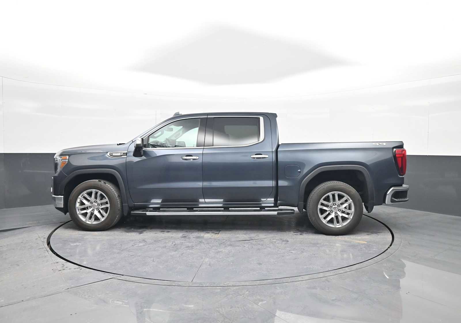 Used 2020 GMC Sierra 1500 SLT w/ SLT Premium Plus Package image 5
