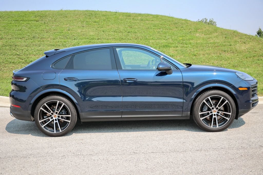 Certified 2026 Porsche Cayenne Coupe AWD/4WD image 24