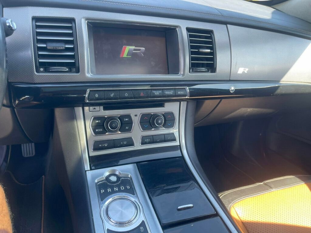 Used 2012 Jaguar XF R image 14