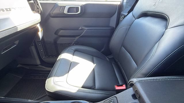 New 2026 Ford Bronco Outer Banks AWD/4WD image 24