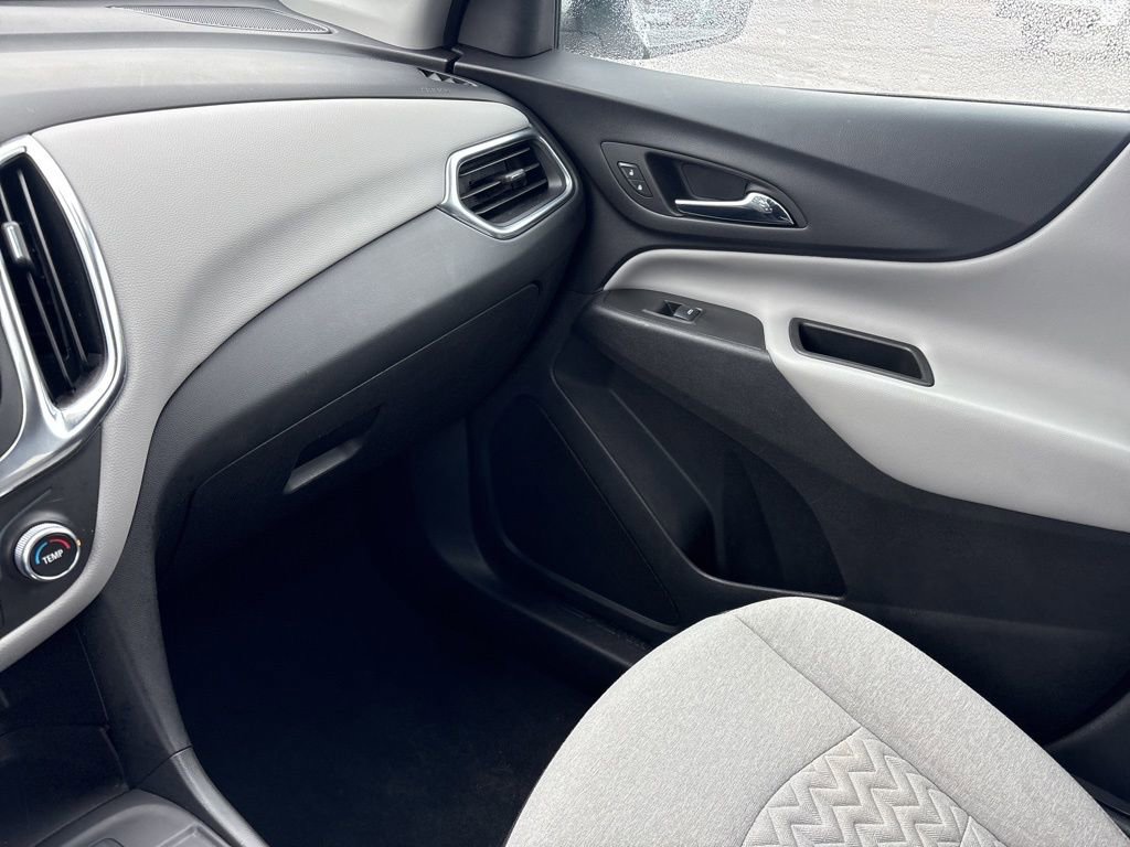 Used 2022 Chevrolet Equinox LT image 36