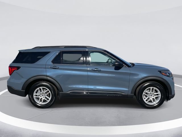 New 2026 Ford Explorer Active w/ Active Comfort Package RWD image 3