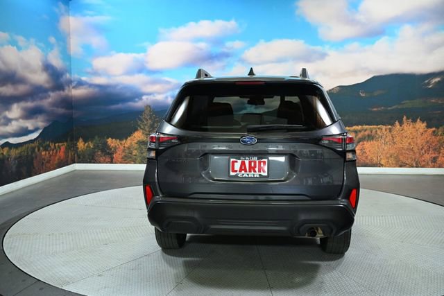Used 2025 Subaru Forester Premium AWD/4WD image 7