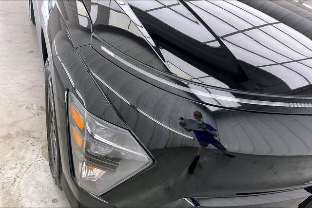Certified 2024 Hyundai Kona SEL FWD image 25