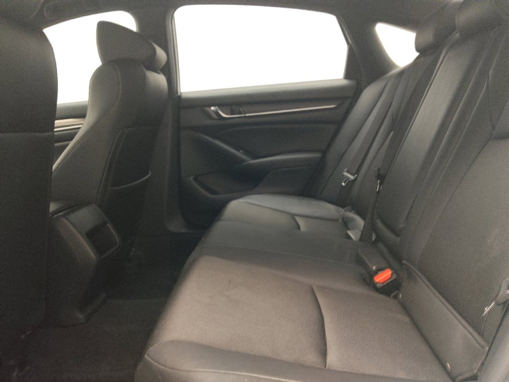 Used 2019 Honda Accord Sport image 18