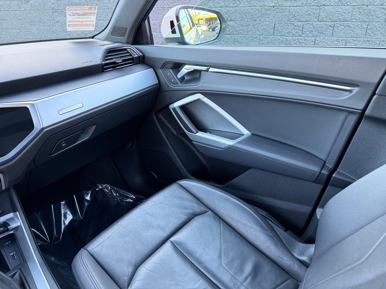 Used 2020 Audi Q3 2.0T Premium w/ Convenience Package image 16