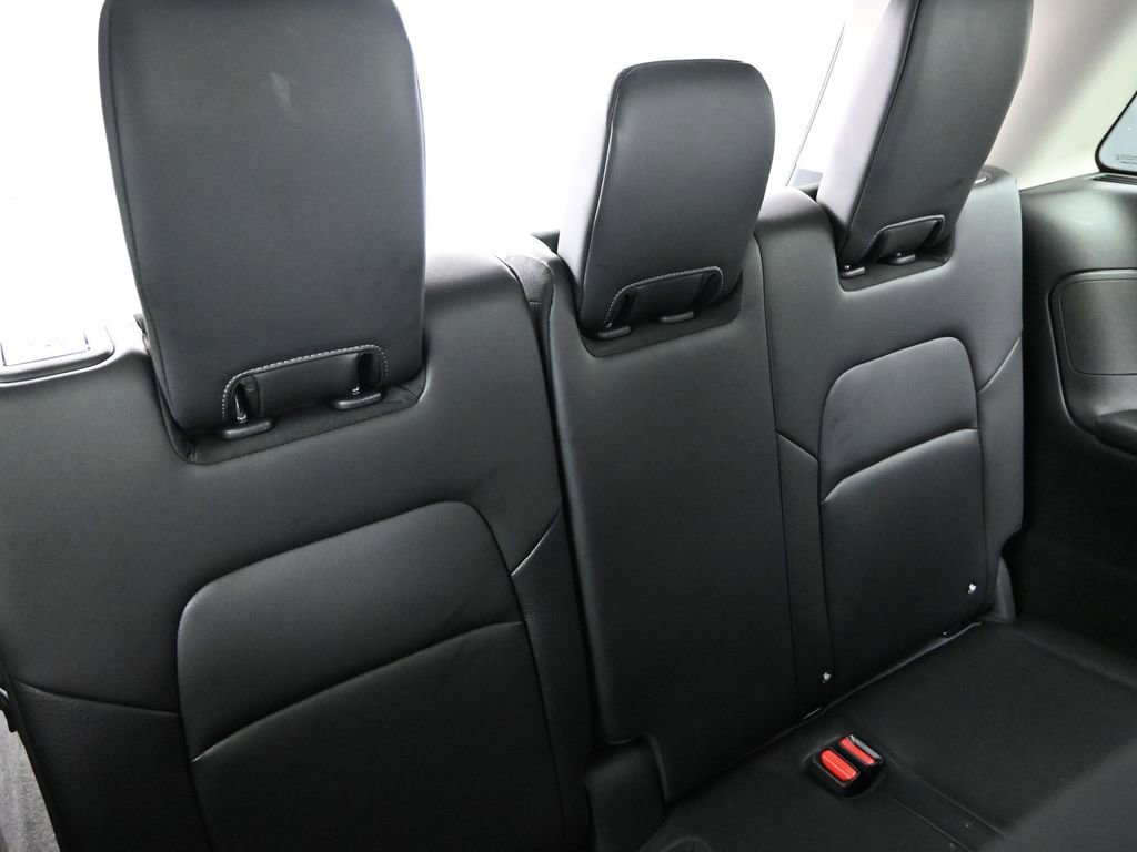 Used 2024 Nissan Pathfinder SL image 28