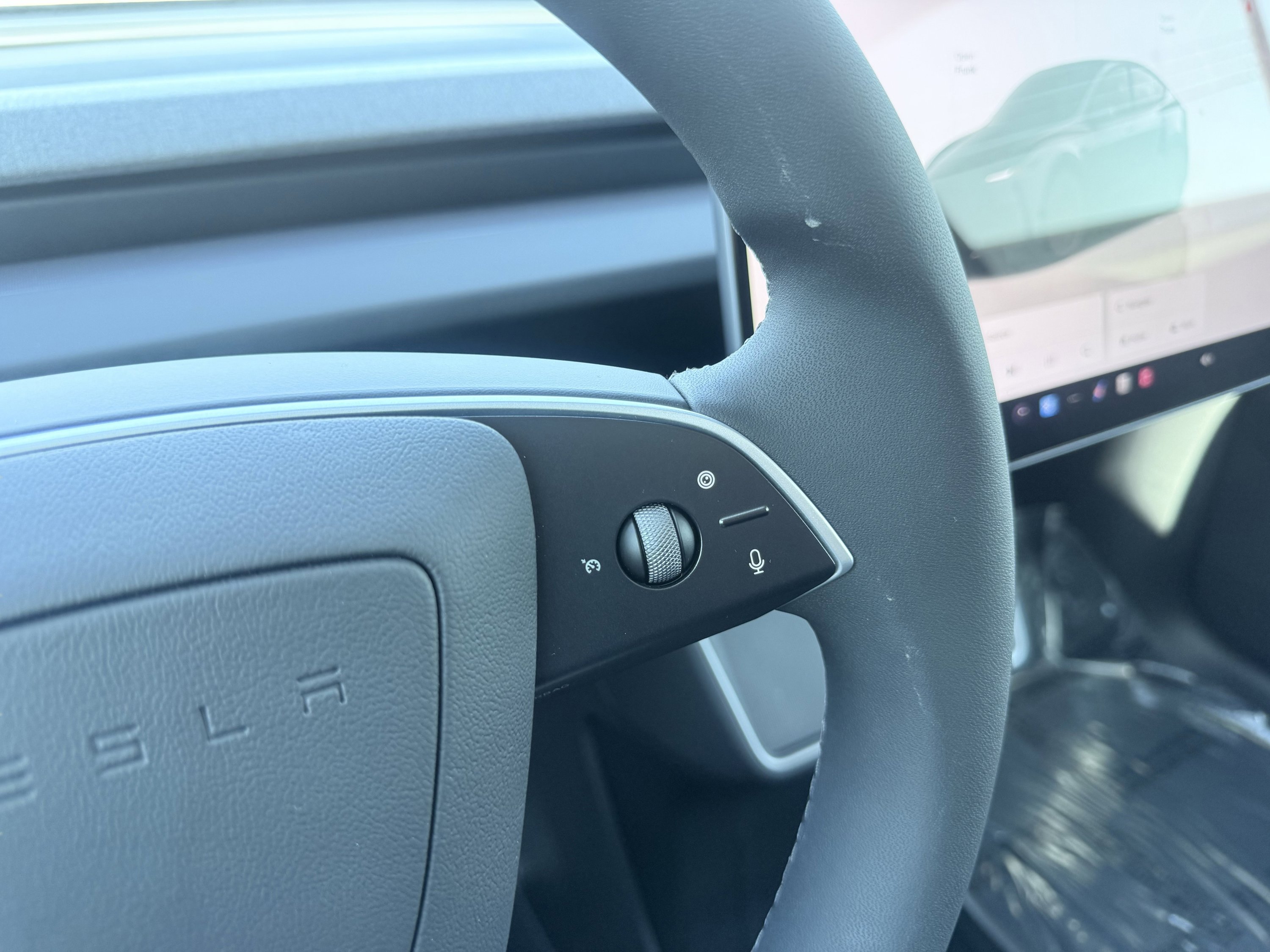 Used 2026 Tesla Model Y 2WD image 64