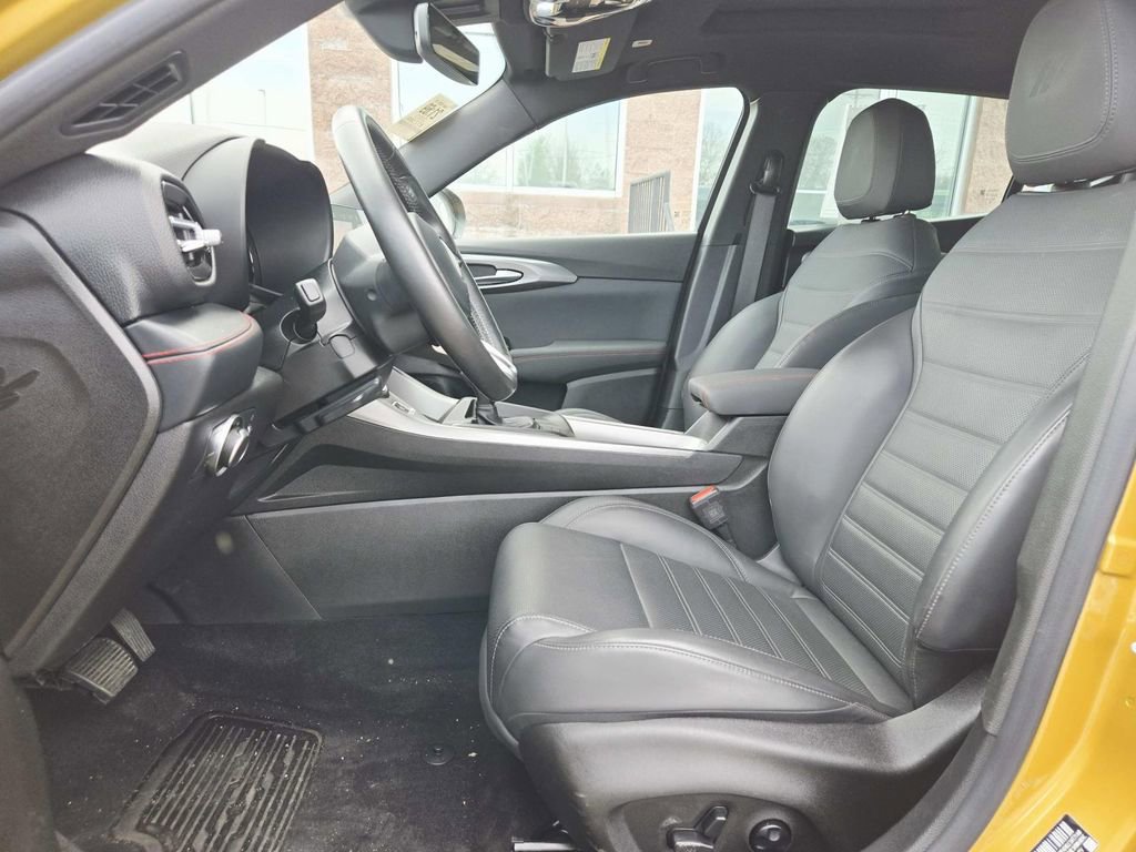 Used 2023 Dodge Hornet GT Plus w/ Tech Pack Plus w/o Parking image 12