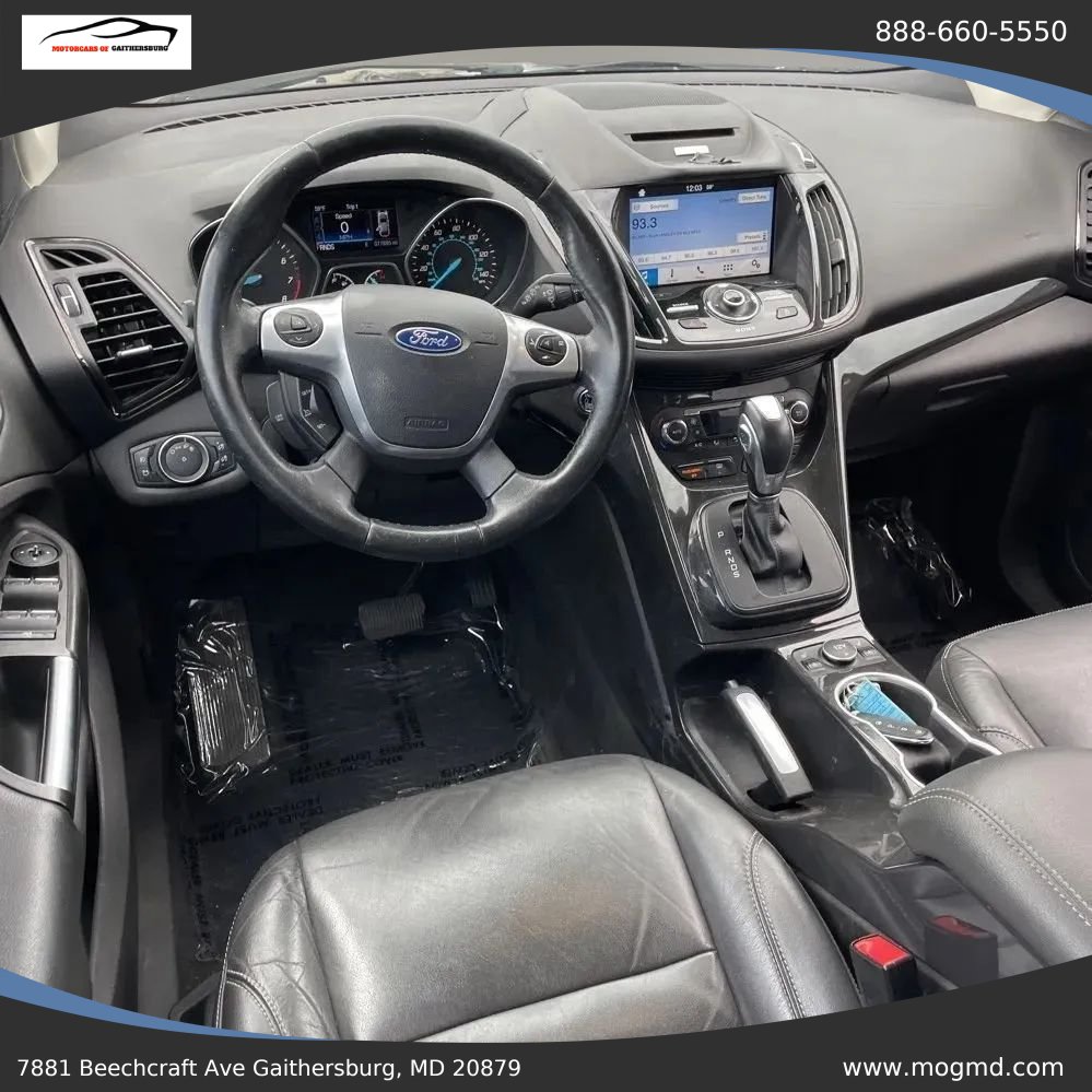 Used 2016 Ford Escape Titanium FWD image 2