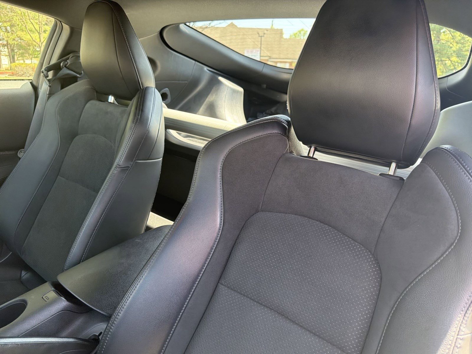 Used 2025 Nissan Z Performance w/ Floor Mat Package RWD image 20