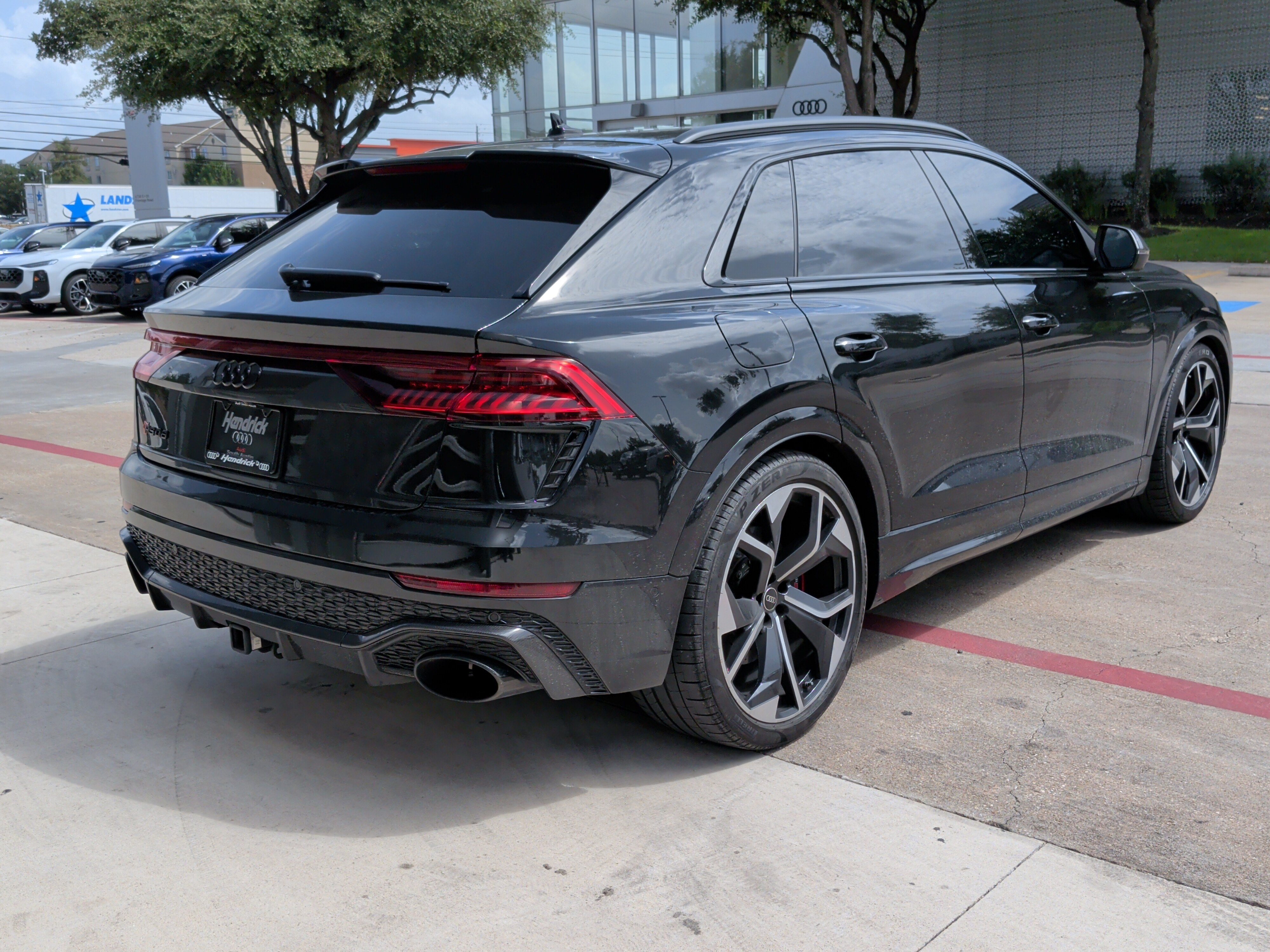 Used 2023 Audi RS Q8 w/ Black Optic Package AWD/4WD image 9
