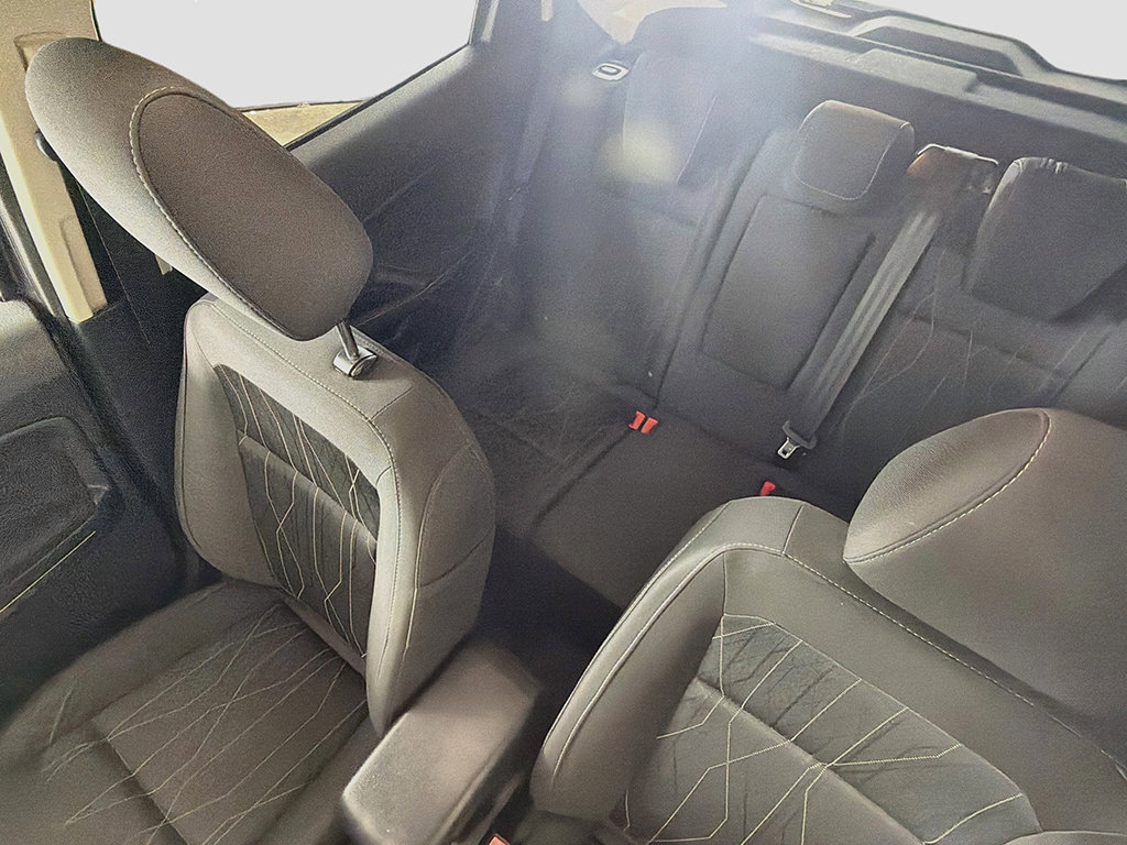 Used 2020 Ford EcoSport SE w/ SE Convenience Package FWD image 26