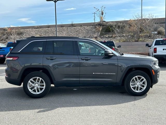 Used 2025 Jeep Grand Cherokee Laredo X w/ Luxury Tech Group I image 7