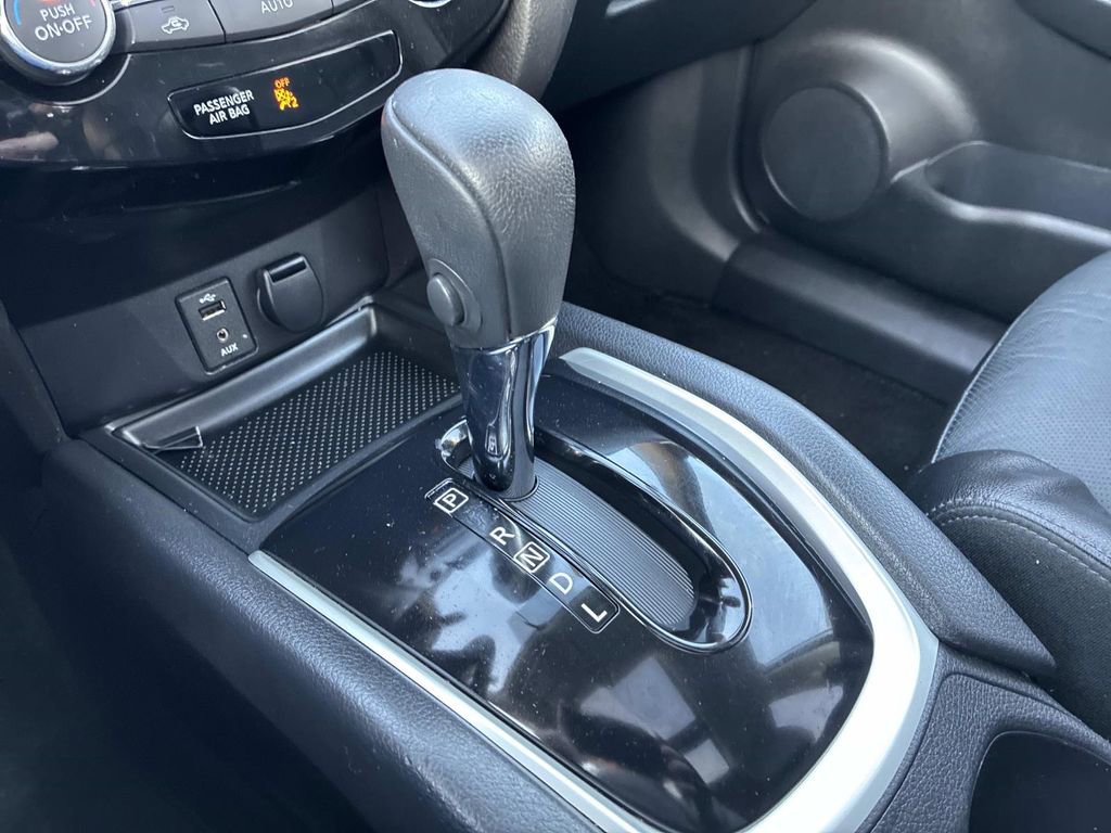Used 2016 Nissan Rogue SL w/ SL Premium Package image 31