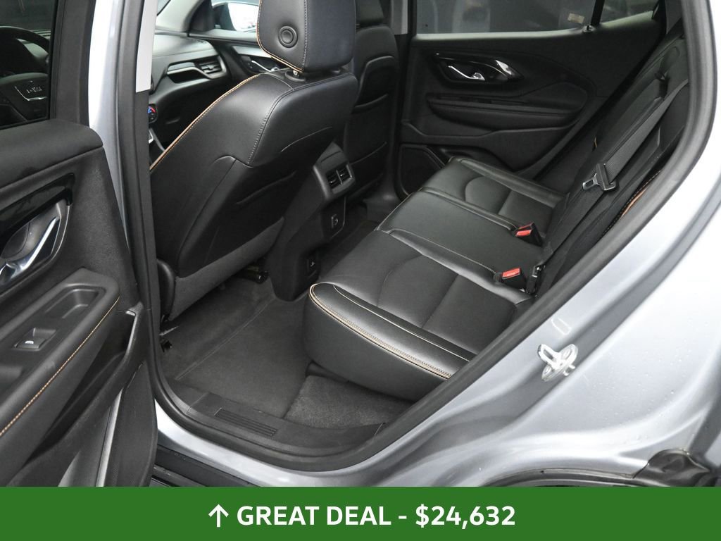 Used 2023 GMC Terrain AT4 image 18