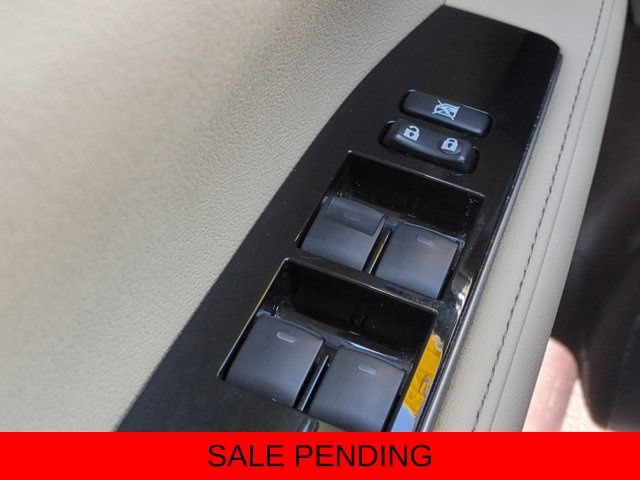 Used 2018 Lexus ES 350 w/ Luxury Package w/Wood Trim FWD image 23