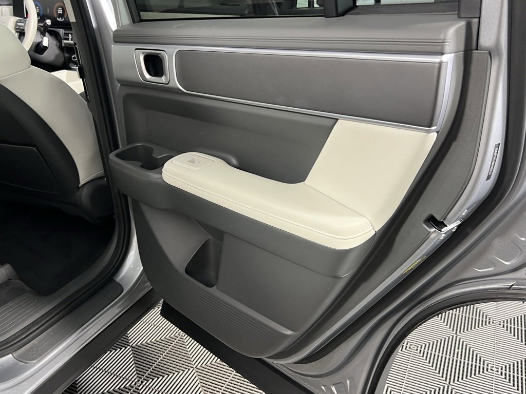 Used 2024 Hyundai Santa Fe SEL image 33