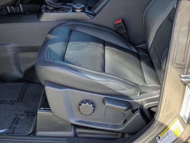 New 2025 Ford Bronco Badlands image 4