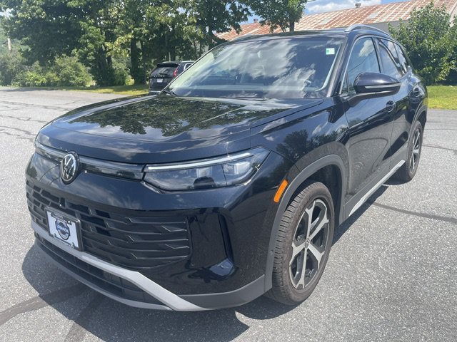 New 2026 Volkswagen Tiguan SE