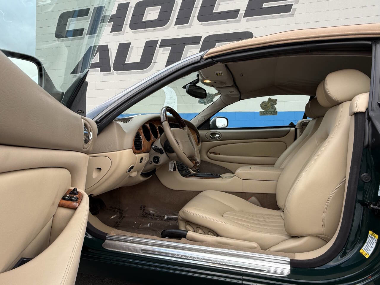 Used 2001 Jaguar XK8 Convertible RWD image 8