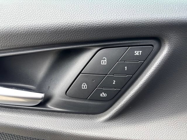 New 2026 Chevrolet Equinox RS w/ Convenience Package III AWD/4WD image 13