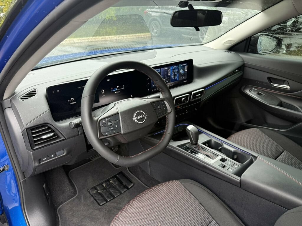 Used 2026 Nissan Sentra SR w/ SR All Weather Package FWD image 3