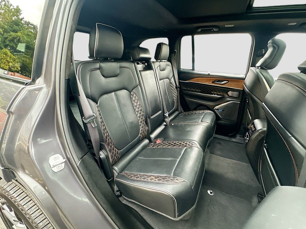 Used 2022 Jeep Grand Cherokee Summit image 29