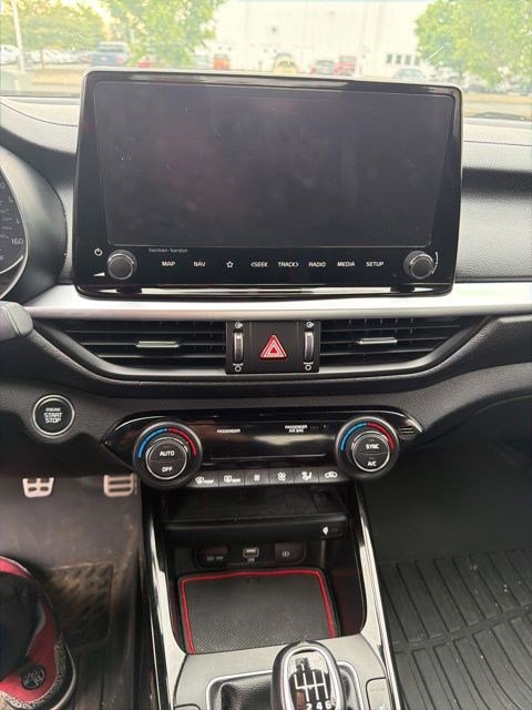 Used 2024 Kia Forte GT FWD image 12