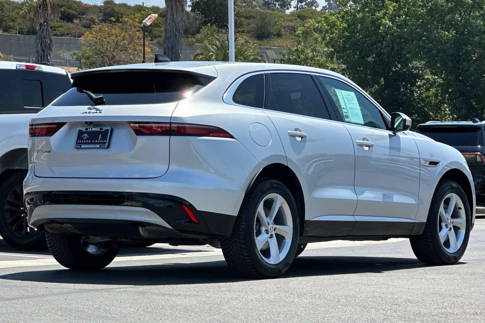 Used 2023 Jaguar F-PACE S AWD/4WD image 3