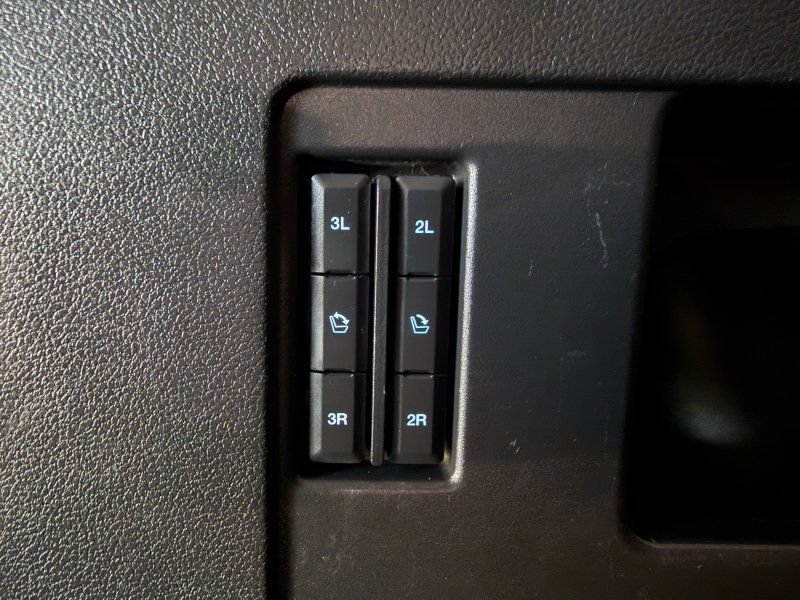 Used 2019 Ford Expedition Platinum AWD/4WD image 15