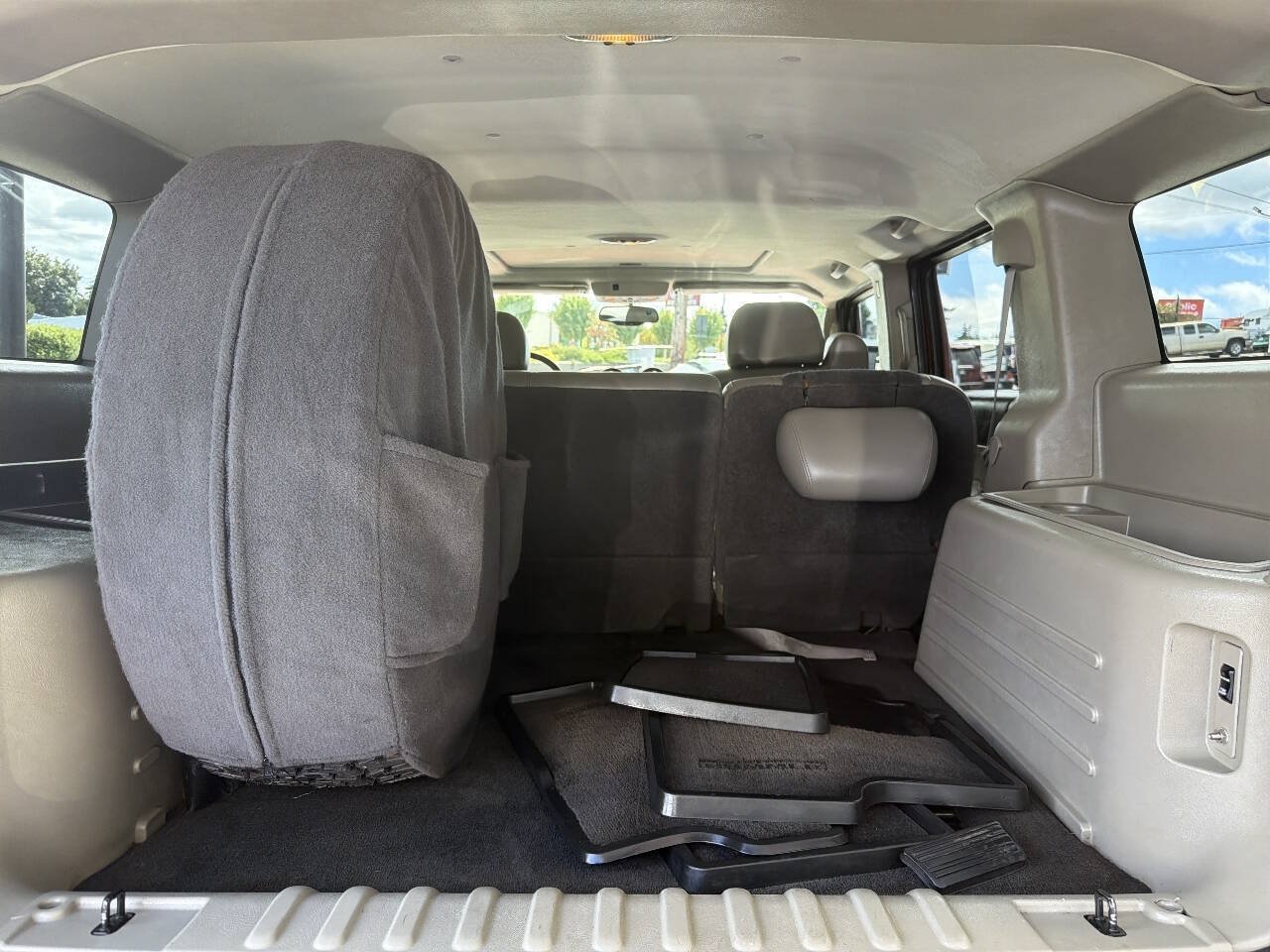 Used 2003 HUMMER H2 w/ Preferred Equipment Group AWD/4WD image 6