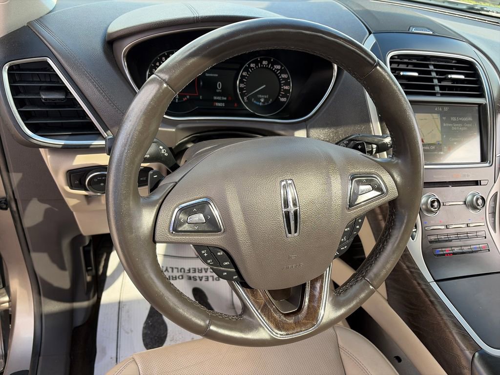 Used 2018 Lincoln MKX Reserve w/ Lincoln MKX Climate Package image 20
