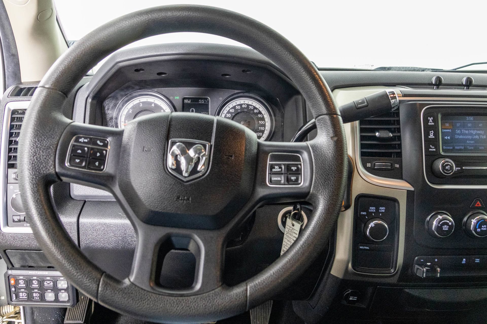 Used 2014 RAM 2500 SLT image 26