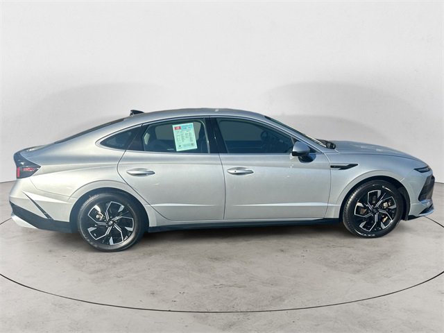 Used 2025 Hyundai Sonata SEL image 6