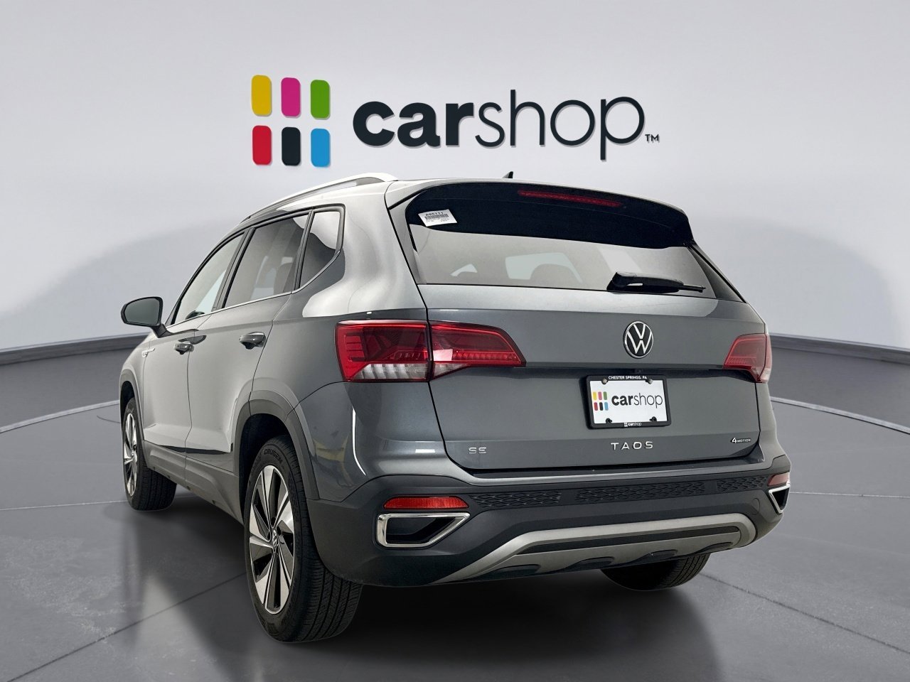 Used 2024 Volkswagen Taos SE AWD/4WD image 3