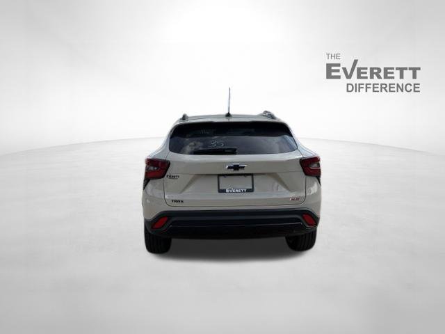 New 2026 Chevrolet Trax RS w/ Sunroof Package FWD image 6