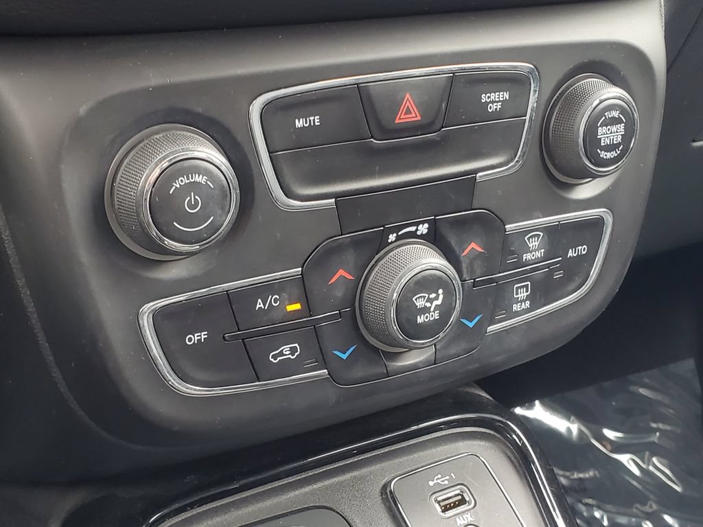 Used 2019 Jeep Compass Limited AWD/4WD image 21