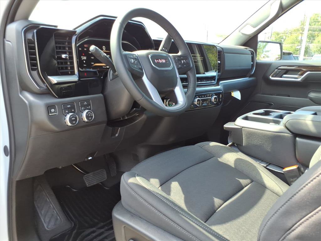 New 2026 GMC Sierra 1500 Elevation image 13