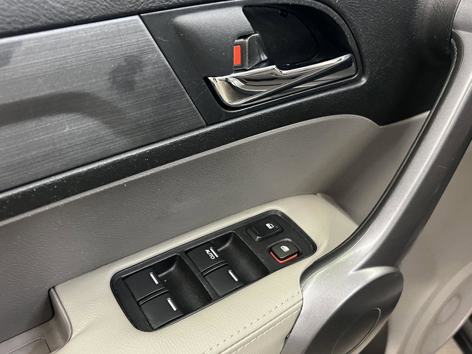 Used 2009 Honda CR-V EX-L image 16