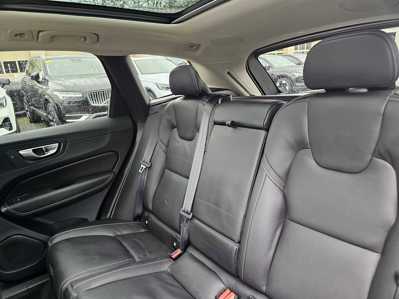 Certified 2023 Volvo XC60 B5 Ultimate image 20