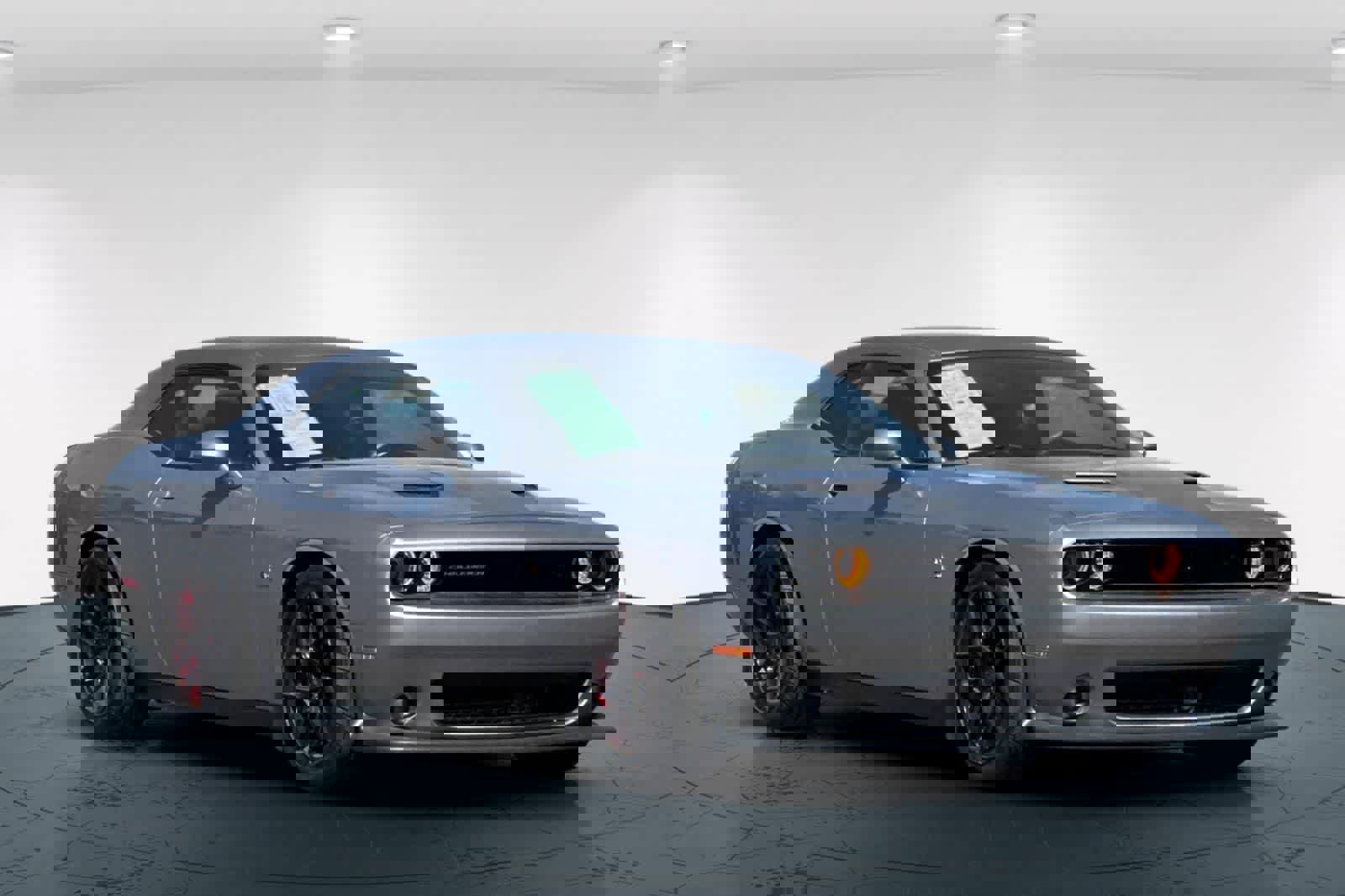 Used 2016 Dodge Challenger R/T Scat Pack RWD image 5